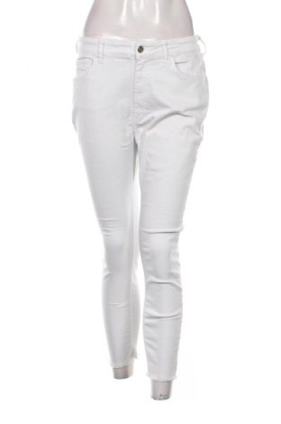 Damskie jeansy ONLY, Rozmiar XL, Kolor ecru, Cena 78,16 zł