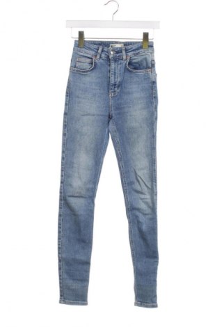 Γυναικείο Τζίν Perfect Jeans By Gina Tricot, Μέγεθος XS, Χρώμα Μπλέ, Τιμή 17,39 €