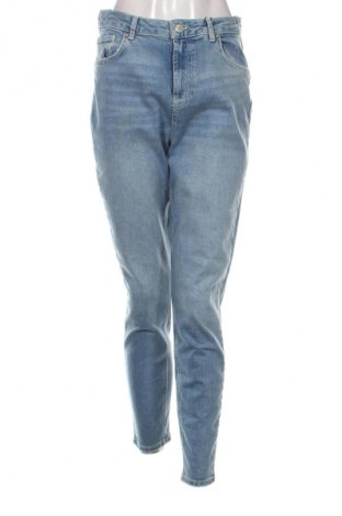 Blugi de femei Pieces, Mărime L, Culoare Albastru, Preț 202,63 Lei