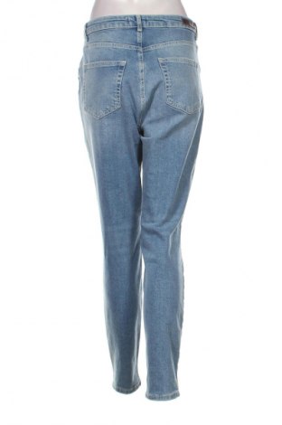 Blugi de femei Pieces, Mărime L, Culoare Albastru, Preț 202,63 Lei