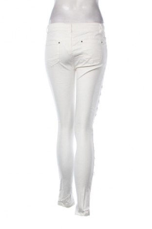 Дамски дънки Regular Denim, Размер S, Цвят Бял, Цена 29,00 лв.