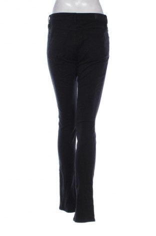 Damskie jeansy S.Oliver, Rozmiar M, Kolor Czarny, Cena 134,99 zł