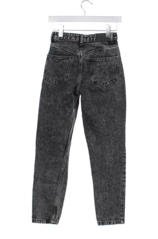 Damskie jeansy Sinsay, Rozmiar XS, Kolor Czarny, Cena 43,99 zł