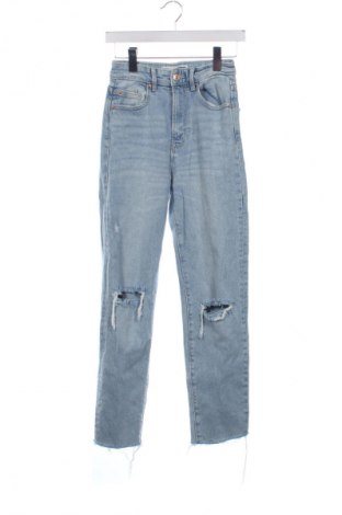 Dámske džínsy  Stradivarius, Veľkosť XS, Farba Modrá, Cena  15,95 €
