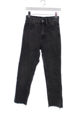Blugi de femei Stradivarius, Mărime XXS, Culoare Gri, Preț 69,99 Lei