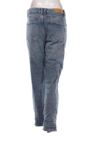 Damskie jeansy Stradivarius, Rozmiar M, Kolor Niebieski, Cena 76,99 zł