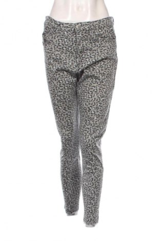 Damskie jeansy Stradivarius, Rozmiar L, Kolor Kolorowy, Cena 109,91 zł