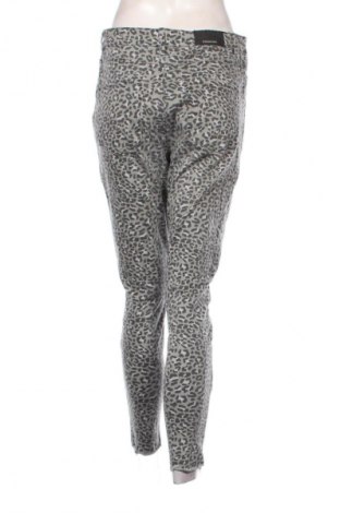 Damskie jeansy Stradivarius, Rozmiar L, Kolor Kolorowy, Cena 109,91 zł