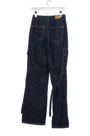 Blugi de femei Stradivarius, Mărime XS, Culoare Albastru, Preț 76,32 Lei