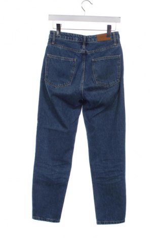 Damskie jeansy Stradivarius, Rozmiar XS, Kolor Niebieski, Cena 107,33 zł