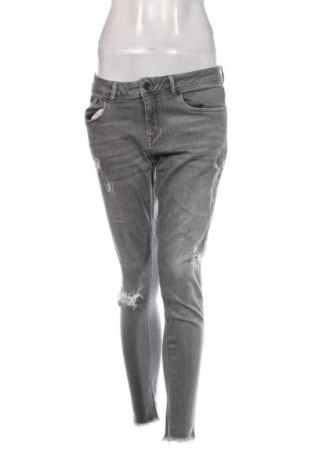 Дамски дънки Superdry, Размер L, Цвят Сив, Цена 51,99 лв.