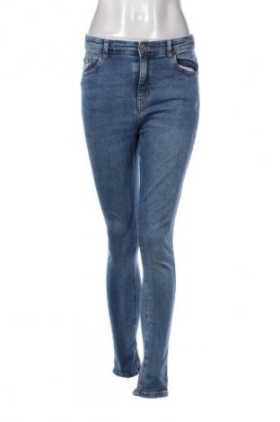 Damskie jeansy Terranova, Rozmiar M, Kolor Niebieski, Cena 43,99 zł