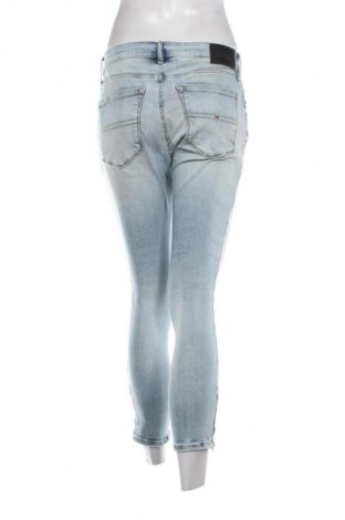 Blugi de femei Tommy Jeans, Mărime M, Culoare Albastru, Preț 594,99 Lei