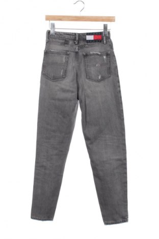 Dámské džíny  Tommy Jeans, Velikost XS, Barva Šedá, Cena  1 119,00 Kč