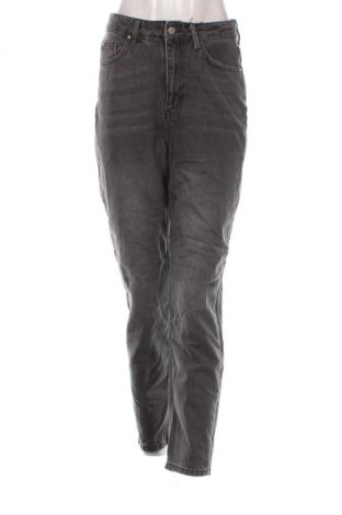 Damskie jeansy Unbranded, Rozmiar M, Kolor Szary, Cena 95,99 zł