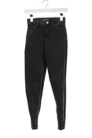 Дамски дънки Unbranded, Размер XS, Цвят Сив, Цена 11,99 лв.