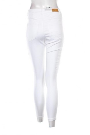 Dámske džínsy  Vero Moda, Veľkosť M, Farba Biela, Cena  44,95 €