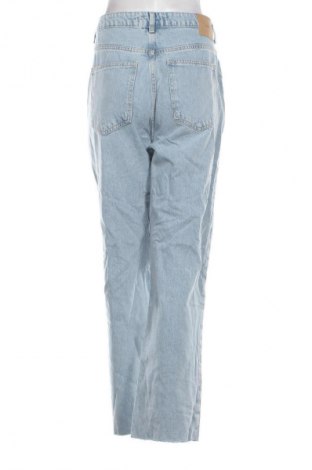 Дамски дънки Zara, Размер L, Цвят Син, Цена 33,99 лв.