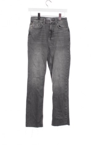 Női farmernadrág Zara, Méret XS, Szín Fekete, Ár 6 899 Ft
