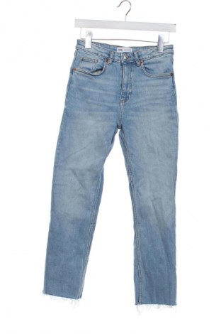 Blugi de femei Zara, Mărime S, Culoare Albastru, Preț 37,99 Lei