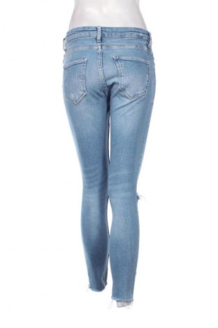 Blugi de femei Zara, Mărime M, Culoare Albastru, Preț 71,05 Lei