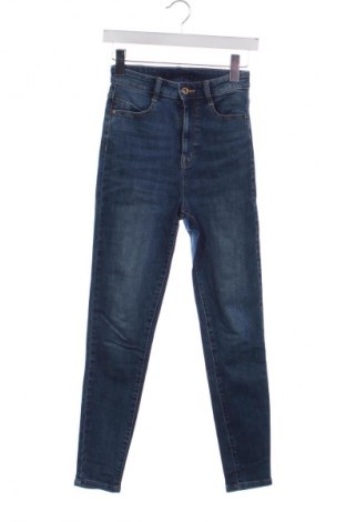 Дамски дънки Zara, Размер XS, Цвят Син, Цена 27,00 лв.