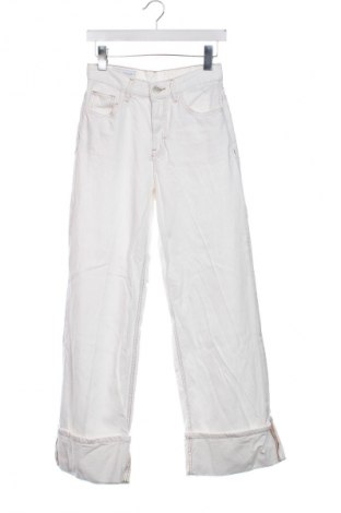 Damskie jeansy Zara, Rozmiar XS, Kolor Biały, Cena 62,07 zł