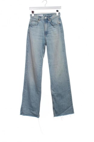 Damskie jeansy Zara, Rozmiar XS, Kolor Niebieski, Cena 62,07 zł
