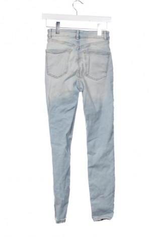 Дамски дънки Zara, Размер XXS, Цвят Син, Цена 27,00 лв.