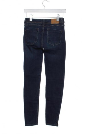 Damskie jeansy Zara, Rozmiar XS, Kolor Niebieski, Cena 40,99 zł