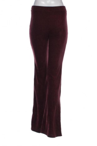 Damen Cordhose Pull&Bear, Größe S, Farbe Lila, Preis € 14,83