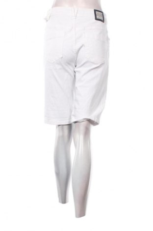 Pantaloni scurți de femei Cecil, Mărime M, Culoare Alb, Preț 212,99 Lei