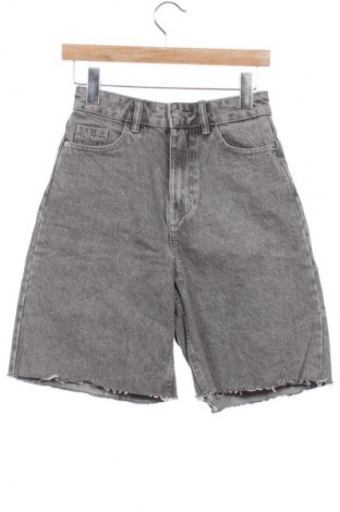 Női rövidnadrág Cropp, Méret XS, Szín Szürke, Ár 5 539 Ft