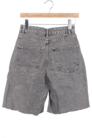 Női rövidnadrág Cropp, Méret XS, Szín Szürke, Ár 5 539 Ft