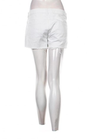 Damen Shorts Cubus, Größe M, Farbe Weiß, Preis 9,72 €