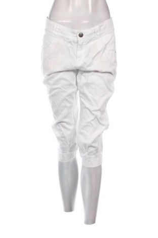 Damskie szorty Edc By Esprit, Rozmiar M, Kolor Biały, Cena 78,00 zł