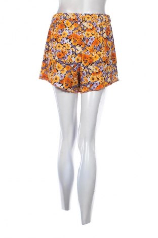 Damen Shorts H&M Divided, Größe S, Farbe Mehrfarbig, Preis 10,99 €