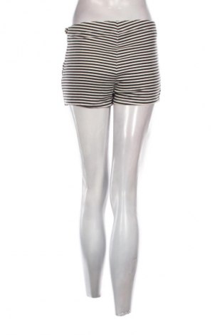 Női rövidnadrág H&M Divided, Méret M, Szín Sokszínű, Ár 3 899 Ft