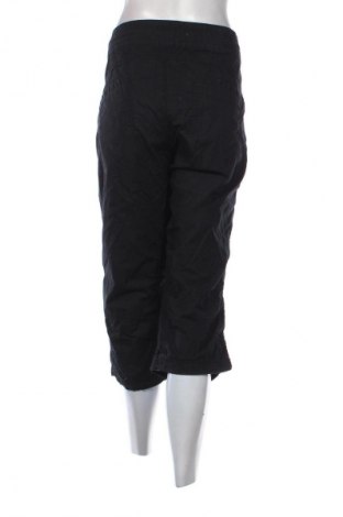 Дамски къс панталон H&M Sport, Размер XL, Цвят Черен, Цена 19,14 лв.