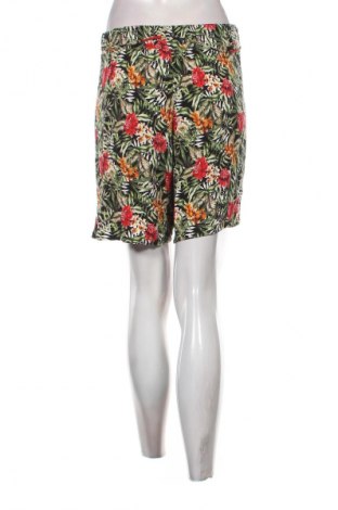 Pantaloni scurți de femei LC Waikiki, Mărime S, Culoare Multicolor, Preț 82,99 Lei
