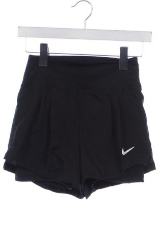 Dámské kraťasy  Nike, Velikost XS, Barva Černá, Cena  1 249,00 Kč