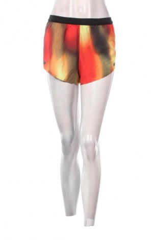 Pantaloni scurți de femei Nike, Mărime M, Culoare Multicolor, Preț 265,99 Lei