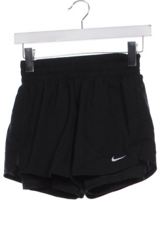 Dámske kraťasy  Nike, Veľkosť XS, Farba Čierna, Cena  44,95 €