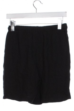 Pantaloni scurți de femei ONLY, Mărime XS, Culoare Negru, Preț 158,99 Lei