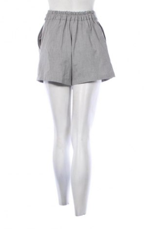 Damen Shorts Pull&Bear, Größe M, Farbe Grau, Preis 9,72 €