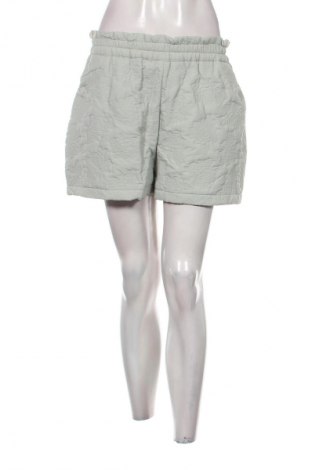 Damen Shorts Reserved, Größe M, Farbe Grün, Preis € 15,94