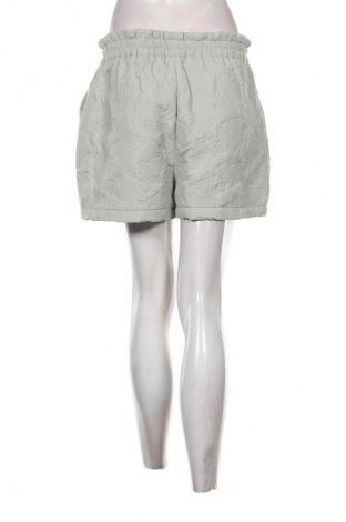Damen Shorts Reserved, Größe M, Farbe Grün, Preis € 15,94
