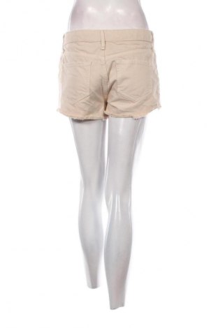 Pantaloni scurți de femei River Island, Mărime M, Culoare Bej, Preț 89,47 Lei