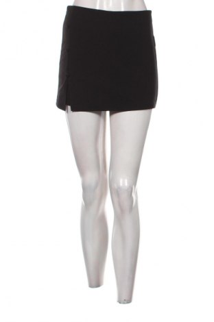 Pantaloni scurți de femei SHEIN, Mărime S, Culoare Negru, Preț 50,00 Lei