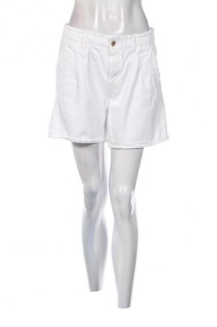 Damen Shorts Sinsay, Größe S, Farbe Weiß, Preis 7,99 €